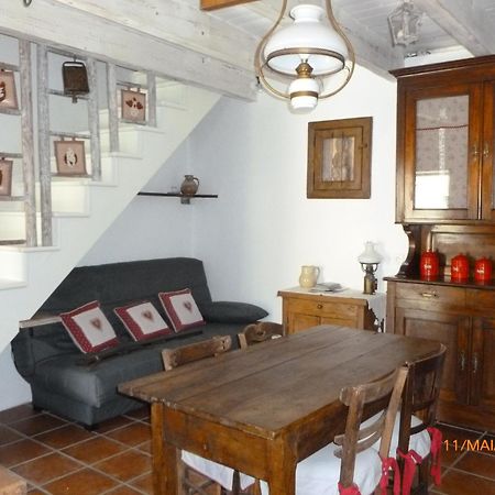Maison De Village Saint-Paul-des-Fonts Extérieur photo