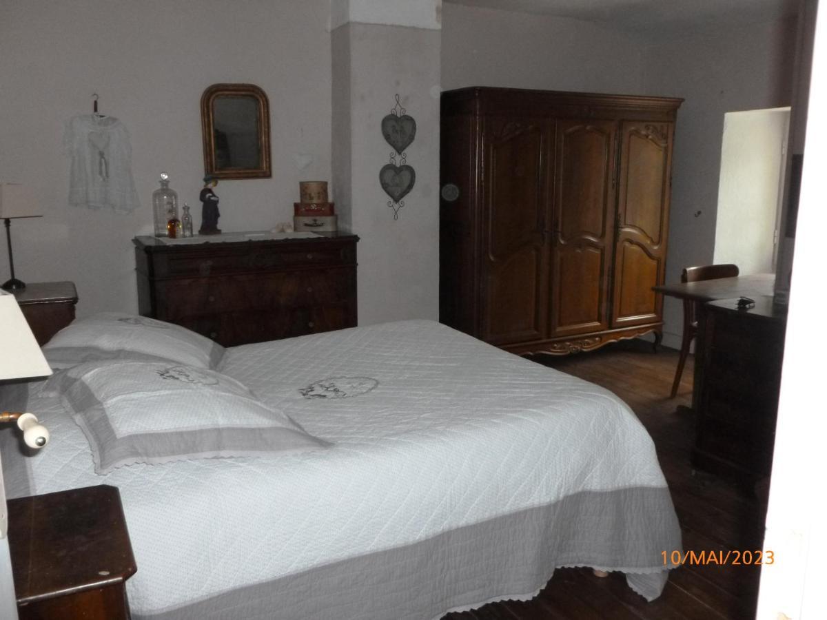 Maison De Village Saint-Paul-des-Fonts Extérieur photo